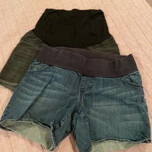 Maternity shorts